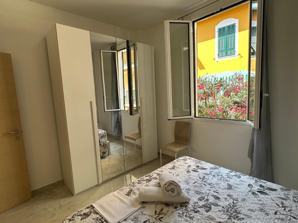 Casa Angela Vista Mare Apartment Ventimiglia Exterior photo